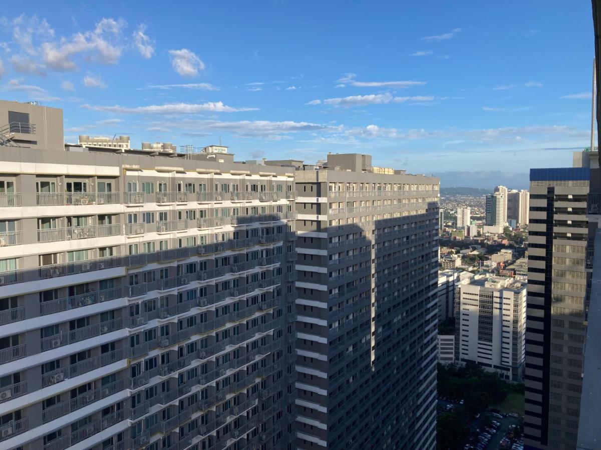 Penthouse Studio At Fame Residence 41St Floor, Shangrila-Megamall مانيلا المظهر الخارجي الصورة